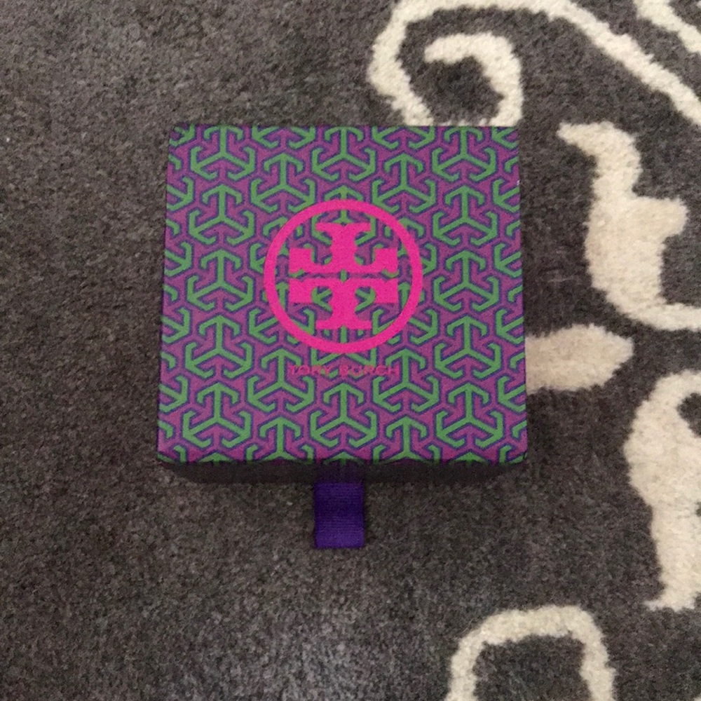 Tory Burch box
